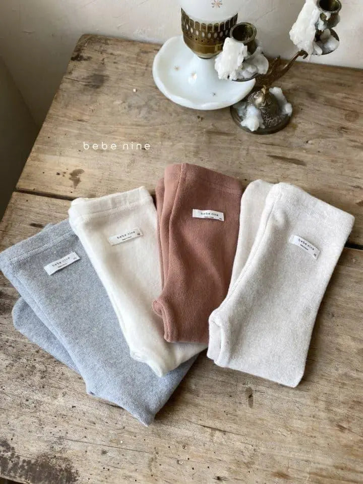 Beeb Foot Leggings.